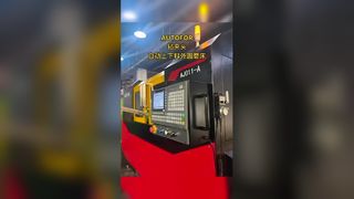 ドリルチャック自動着脱外部円筒研削盤